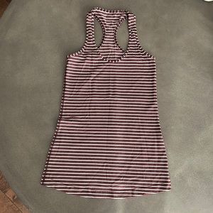 ❤️ NWOT Lululemon burgundy and white striped tank top size 4